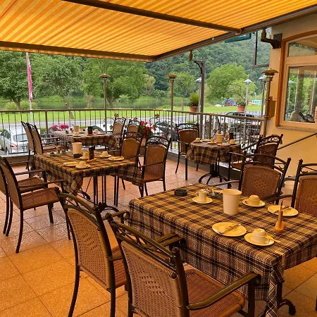 Hotell Moselterrasse Ediger-Eller