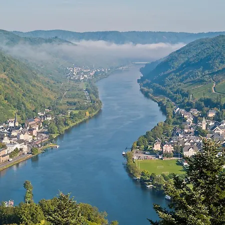 Otel Moselterrasse Ediger-Eller