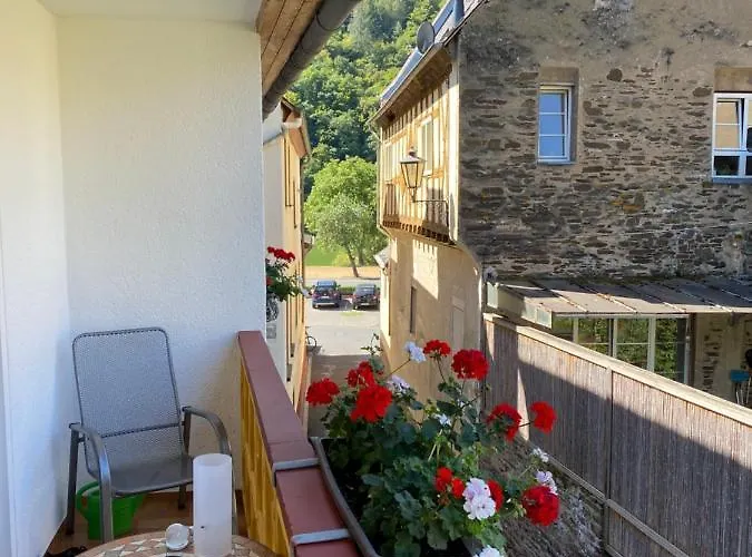 Moselterrasse 3* Ediger-Eller