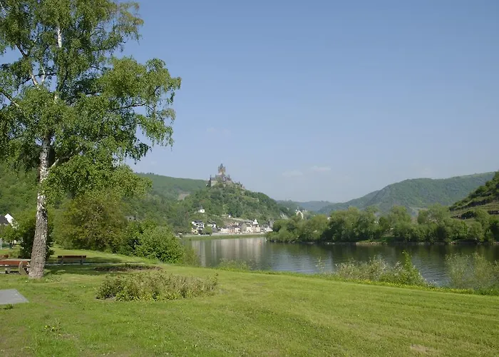 Hotel Moselterrasse 3*